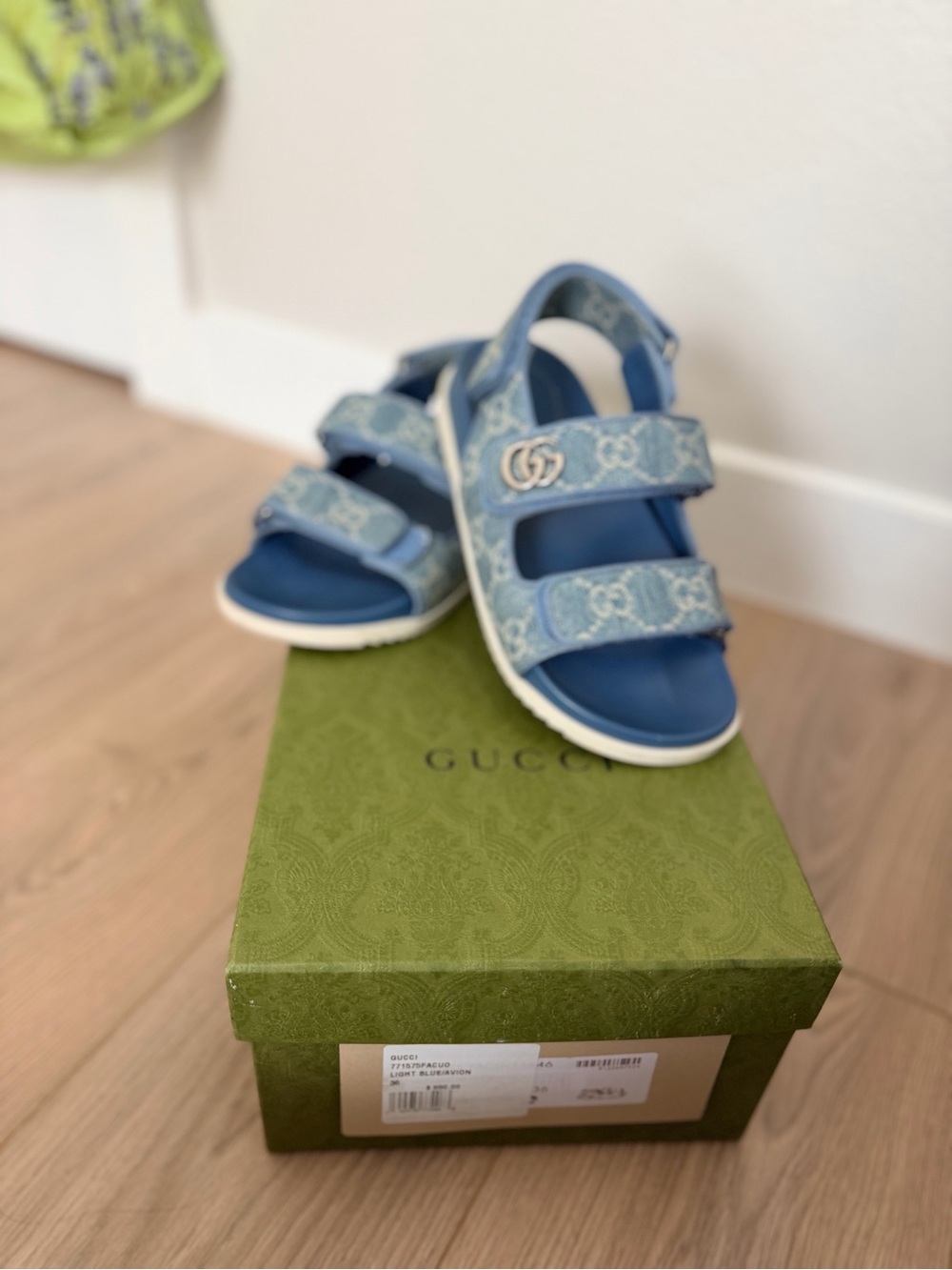 Gucci Womens Denin' GG Canvas Sandals